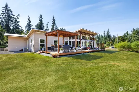 7929 NE Hunt Club Ln, Hansville, WA 98340