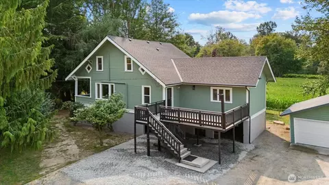 22767 Francis Rd, Mount Vernon, WA 98273