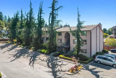 4904 81st Pl SW #105, Mukilteo, WA 98275