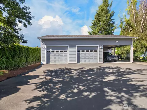 Exterior - 3218 Division St, Enumclaw, WA 98022 photo 7 of 14