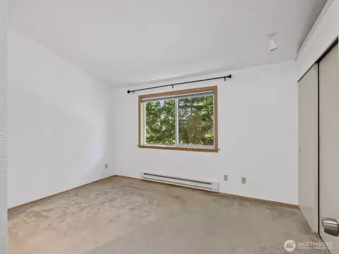 Bedroom - 16101 Bothell Everett Hwy #H5, Mill Creek, WA 98012 photo 5 of 7