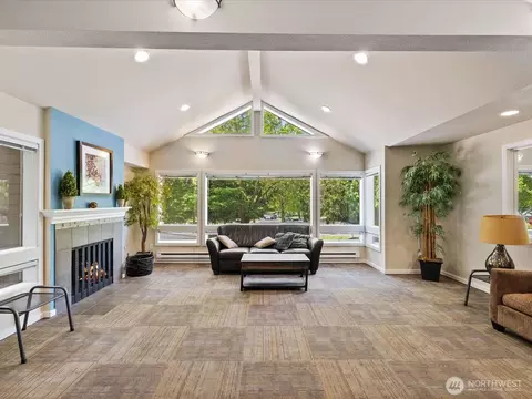Living - 16101 Bothell Everett Hwy #H5, Mill Creek, WA 98012 photo 7 of 7