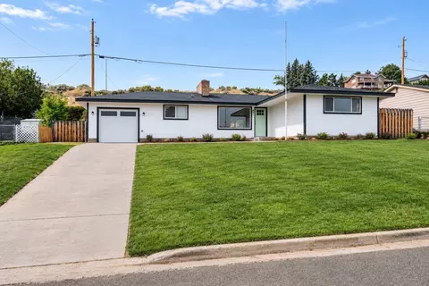401 Patrick Rd, Ephrata, WA 98823