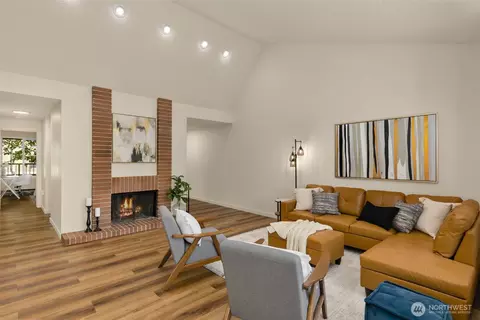 3218 80th Ave SE #6, Mercer Island, WA 98040