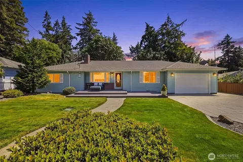 11834 18th Ave SW, Burien, WA 98146
