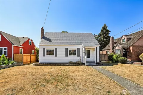 4840 E B St, Tacoma, WA 98404