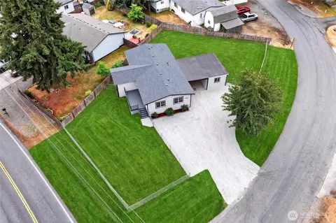 13401 215th Ave E, Bonney Lake, WA 98391