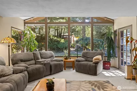 2295 Deer Park Rd, Port Angeles, WA 98362