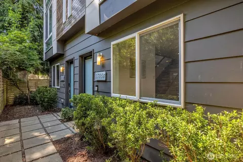 1705 NW 63rd St #B, Seattle, WA 98107