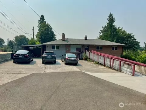 20825 Military Rd S, Seatac, WA 98198