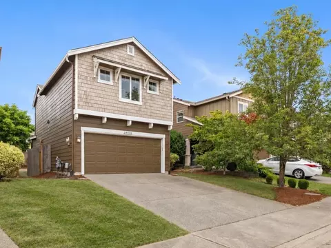 24036 SE 262nd Pl, Maple Valley, WA 98038