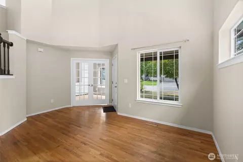 Entry Way - 19219 205th St E, Orting, WA 98360 photo 2 of 2