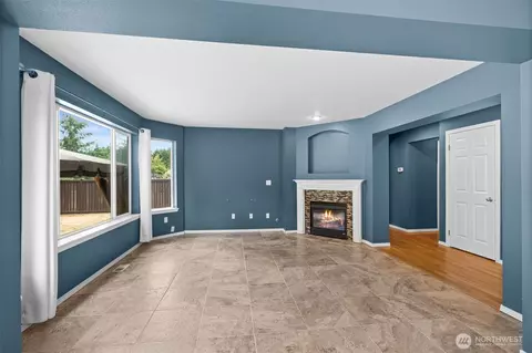 Living - 19219 205th St E, Orting, WA 98360 photo 3 of 4