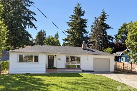 1215 Hall St SE, Lacey, WA 98503