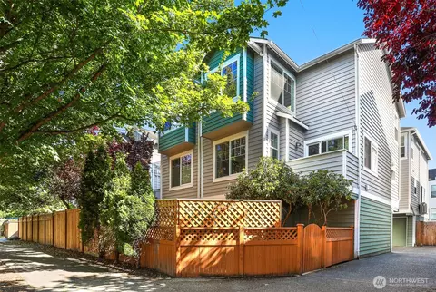 2637 NW A Nw 57th St, Seattle, WA 98107