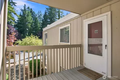 4801 180th St SW #B205, Lynnwood, WA 98037