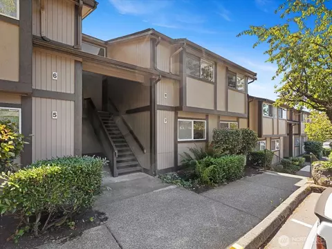 4701 176th St SW #A7, Lynnwood, WA 98037