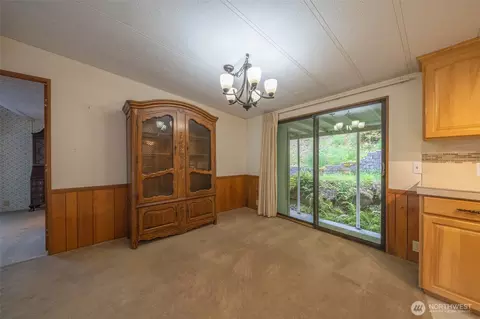 Other - 17336 Woodcrest Dr NE, Bothell, WA 98011 photo 3 of 9