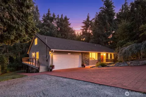 3662 82nd Avenue Ct W, University Place, WA 98466