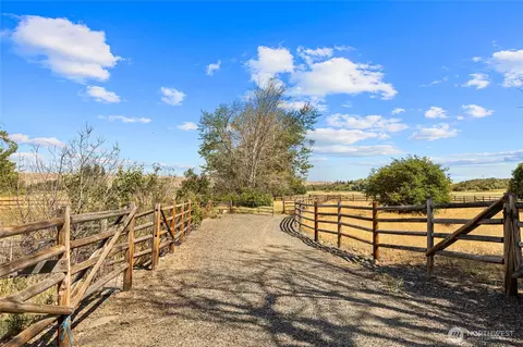 Other - 2911 E Taneum Rd, Thorp, WA 98946 photo 9 of 11