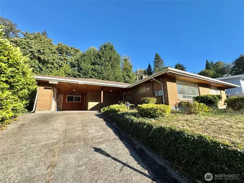 628 E Titus St, Kent, WA 98030