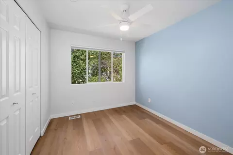Bedroom - 16347 119th Ln NE, Bothell, WA 98011 photo 5 of 6