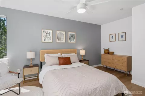 Bedroom - 16347 119th Ln NE, Bothell, WA 98011 photo 2 of 6