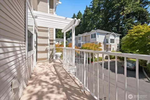 Exterior - 16347 119th Ln NE, Bothell, WA 98011 photo 2 of 7