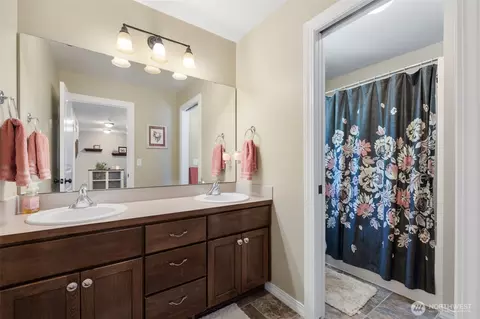 Bath - 714 182nd St E, Spanaway, WA 98387 photo 2 of 4