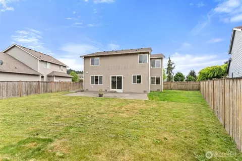 Exterior - 209 Burr St NE, Orting, WA 98360 photo 4 of 5