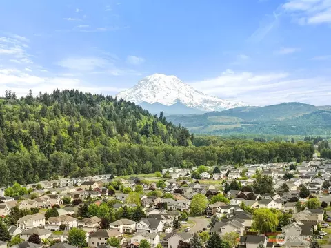 View/Area - 209 Burr St NE, Orting, WA 98360 photo 4 of 4
