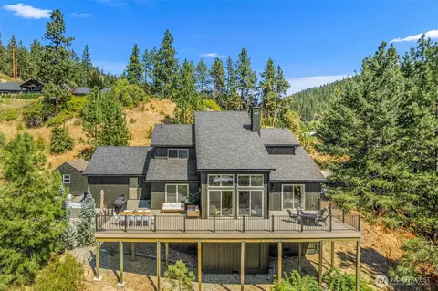 10460 Fox Rd, Leavenworth, WA 98826