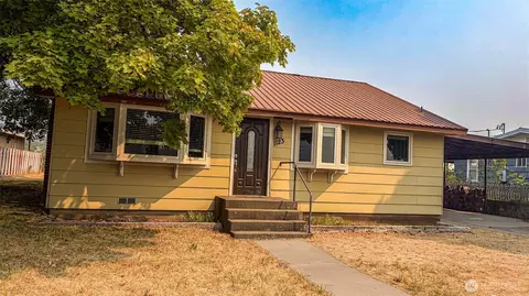 1123 Central Ave, Oroville, WA 98844