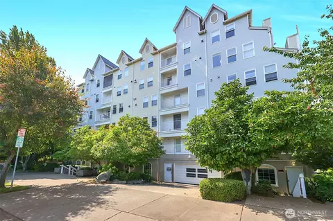 Exterior - 2522 Rucker Ave #303, Everett, WA 98201 photo 1 of 2