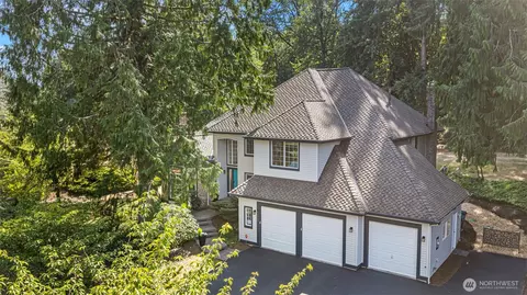 18929 203rd Ave NE, Woodinville, WA 98077
