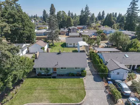 16026 16th Ave SW, Burien, WA 98166