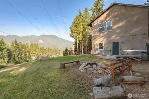 24611 Spur St, Leavenworth, WA 98826