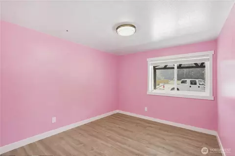 Bedroom - 1519 State Rte 702 E, Roy, WA 98580 photo 2 of 4