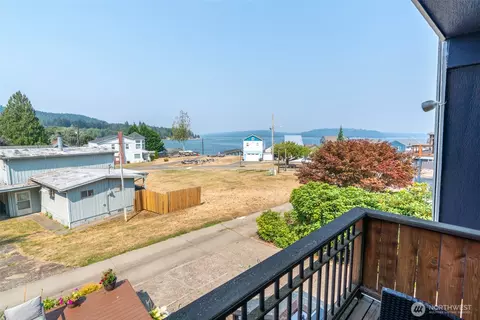 20 N Tillicum Beach Ln N, Shelton, WA 98584