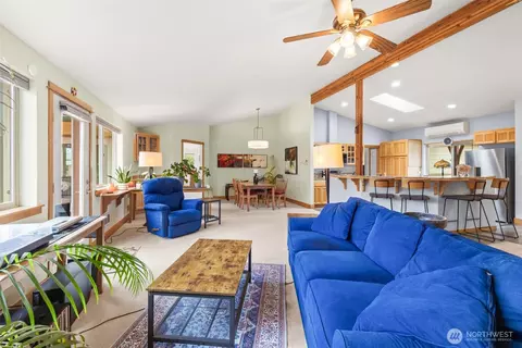Living - 1291 Thornton Dr, Sequim, WA 98382 photo 2 of 3