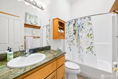 Bath - 1291 Thornton Dr, Sequim, WA 98382 photo 3 of 4