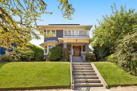 4549 Thackeray Pl NE, Seattle, WA 98105