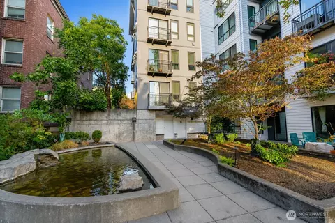 Exterior - 1420 E Pine St #E6, Seattle, WA 98122 photo 5 of 7