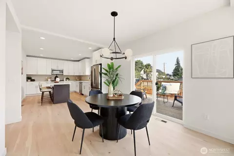 Dining - 1702 Rainier Ave, Everett, WA 98201 photo 1 of 1