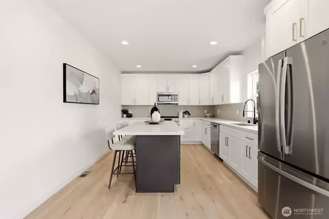 Kitchen - 1702 Rainier Ave, Everett, WA 98201 photo 1 of 4