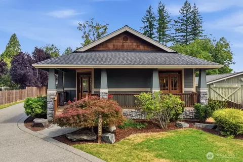8652 384th Ave SE, Snoqualmie, WA 98065