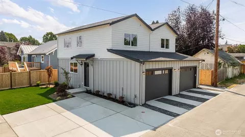 Exterior - 1702 Rainier Ave #B, Everett, WA 98201 photo 5 of 5
