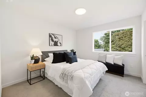 Bedroom - 1702 Rainier Ave #B, Everett, WA 98201 photo 2 of 2