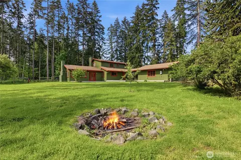 13013 224th St E, Graham, WA 98338