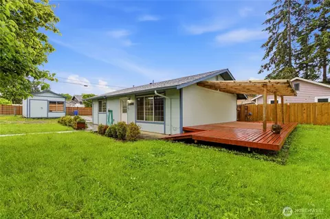 Exterior - 3208 21st St, Everett, WA 98201 photo 3 of 15